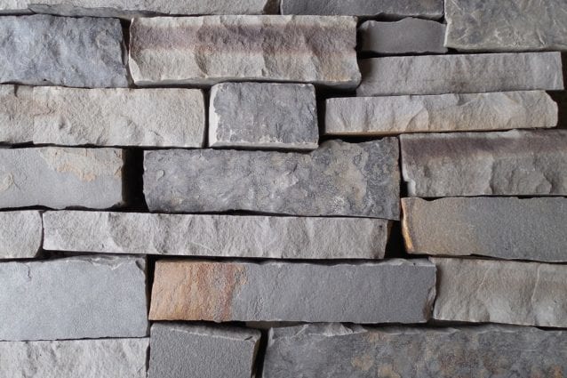 The Quarry Mill Natural Quarried Thin Cut Stone Veneer/Chilton / Natural Stone Veneer / Heights: 2- 10Lengths: 6- 18Depths: 3/4- 1-1/4
