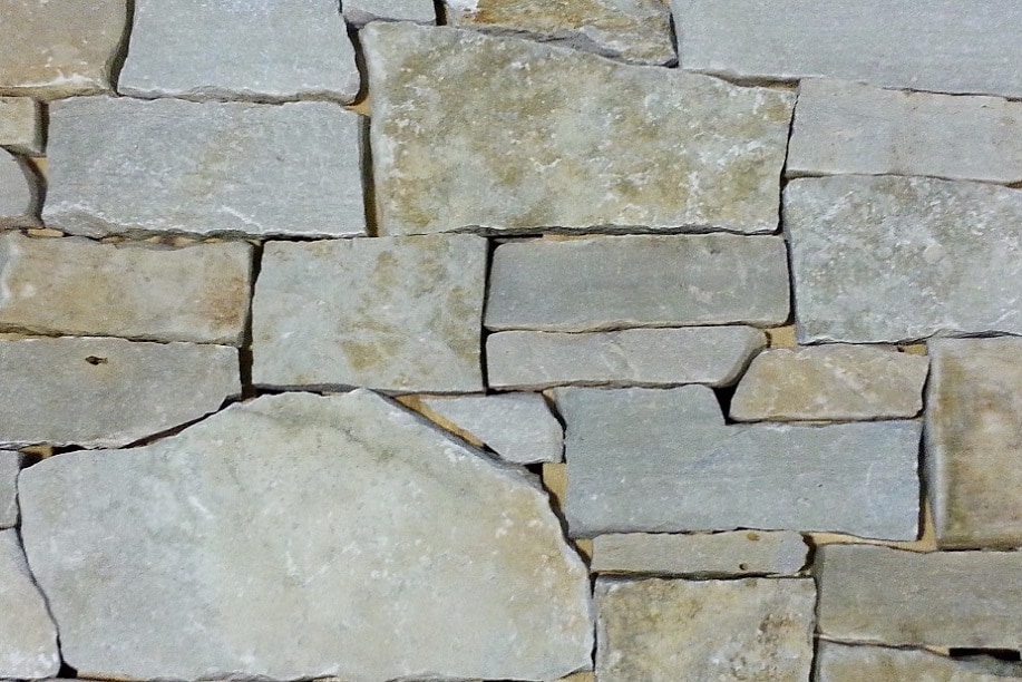 The Quarry Mill Natural Quarried Thin Cut Stone Veneer/Westgate / Natural Stone Veneer / Heights: 2- 10Lengths: 6- 18Depths: 3/4- 1-1/4